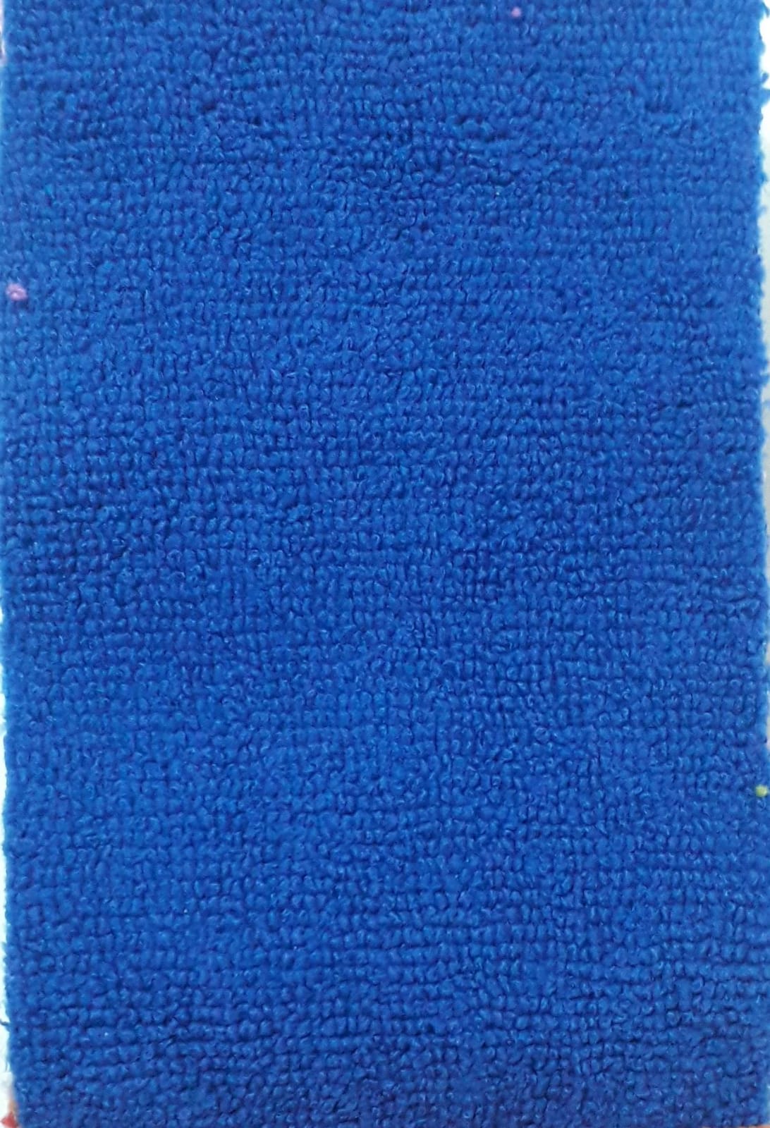 ¿Buscas tela toalla microfibra por metro? En Telas Independencia encontrarás una tela de excelente calidad, suave, absorbente y de secado rápido. Es perfecta para confeccionar toallas de baño, toallas deportivas, paños de limpieza, batas, turbantes, accesorios para mascotas y una gran variedad de productos textiles. Compra online con despacho a todo Chile y aprovecha nuestros precios para compras al detalle y por mayor.